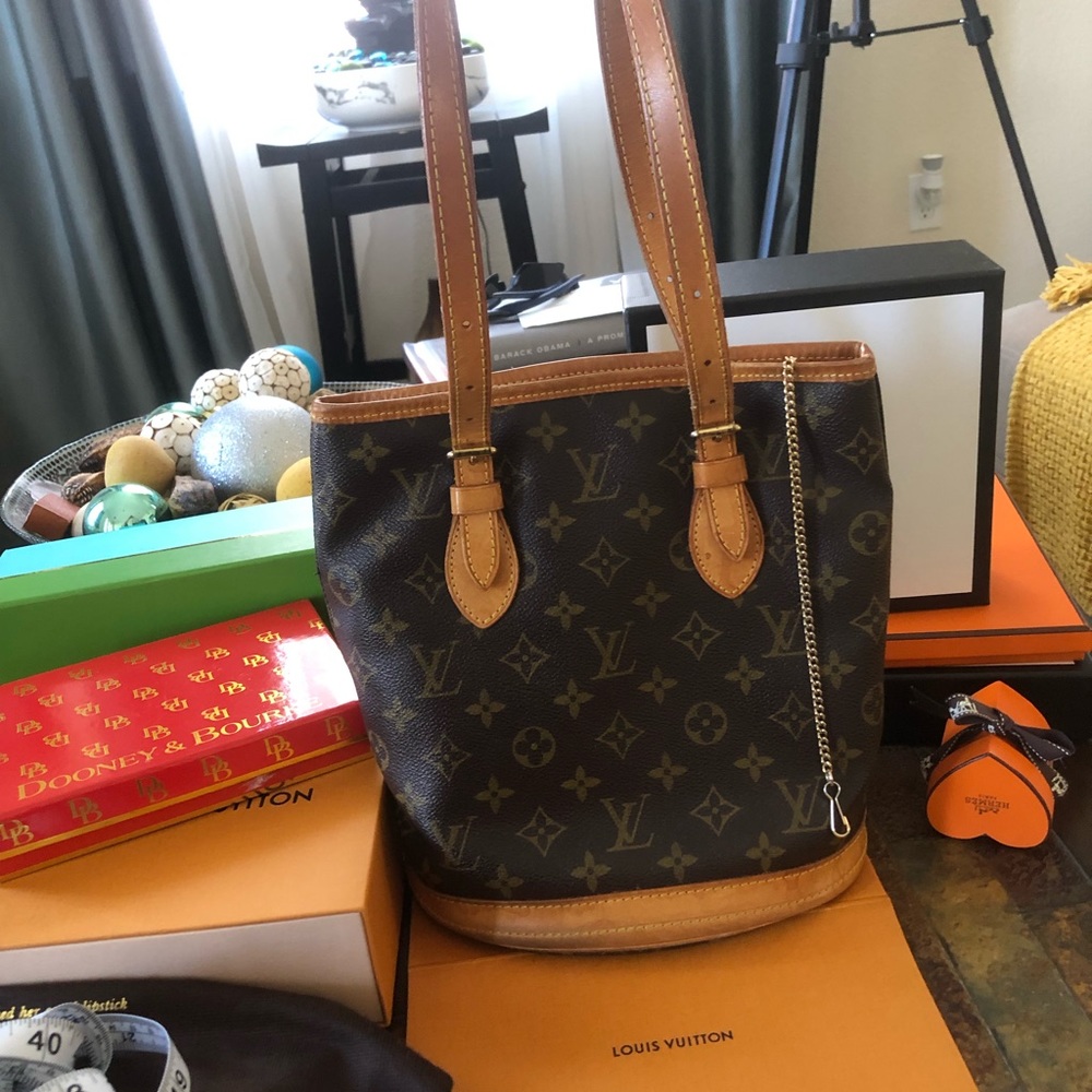 Authentic Louis Vuitton Bucket Bag PM
